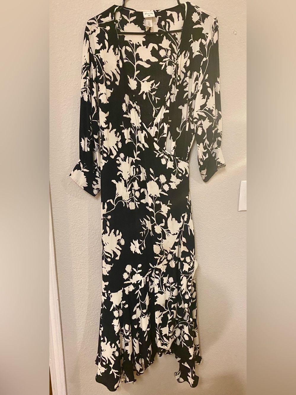 H&M Johanna Ortiz Black & White Floral Wrap Midi Dress - Sizes XK - EUC!